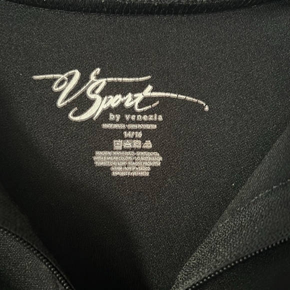 BLACK/BLUE /WHITE LIGHT WEIGHT JACKET SIZE 14/16 - Picture 3 of 5